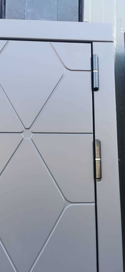 Входная металлическая дверь с зеркалом Рекс Космо 2К Графит / Большое зеркалом СБ-16 Лиственница беж 12мм