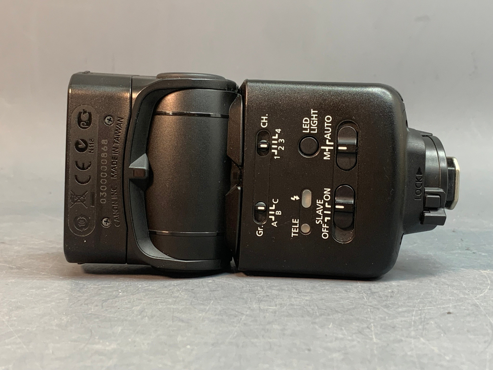 Canon Speedlite 320EX