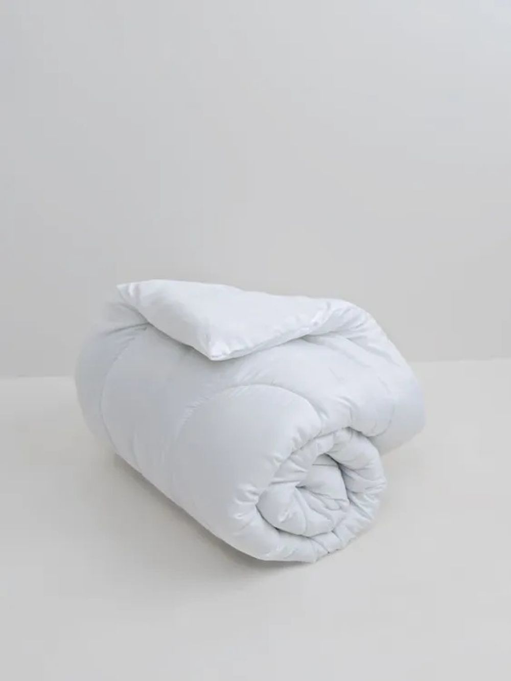 Одеяло стёганное всесезонное, 1,5 спальное  140*205, микрофибра