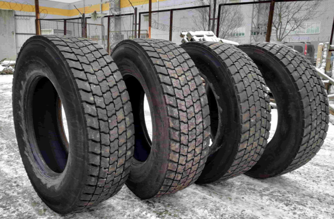 Эффективный выбор грузовых шин: советы и рекомендации