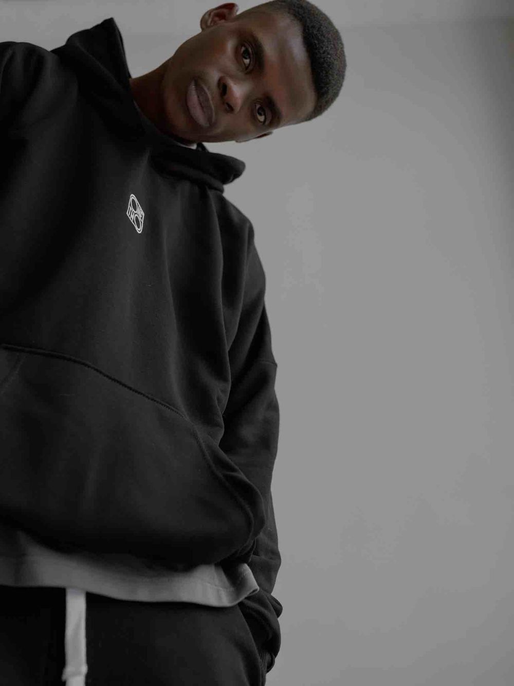 Купить Худи One Two Logo черный Худи One Two Logo черный