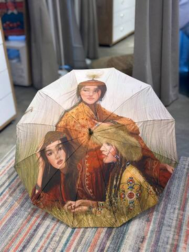 Зонт: от степной защиты до стильного аксессуара