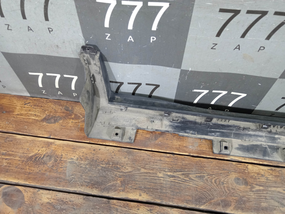 Подножка порога левого Geely Coolray 19-нв Б/У Оригинал 6073056100