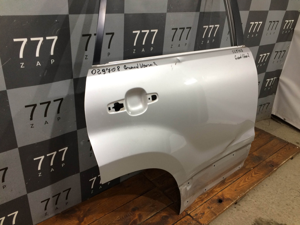 Дверь задняя правая Suzuki Grand Vitara 2 (JT) 05-12 Б/У Оригинал 6800365833000