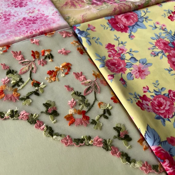 Вышивка на сетке летний сад 22 см