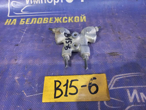 Распределитель тормозной NISSAN SUNNY 1999