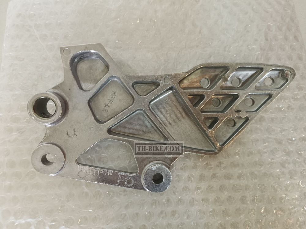 50700-KPP-901. HOLDER, L. STEP. HONDA