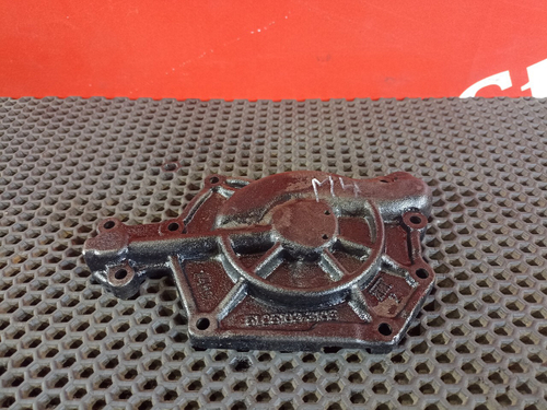 Крышка масляного насоса