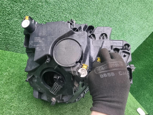 Фара левая Skoda Karoq (2017-2021) LED