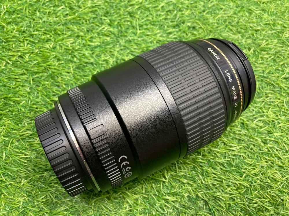 Canon EF 100mm 2.8 Macro USM