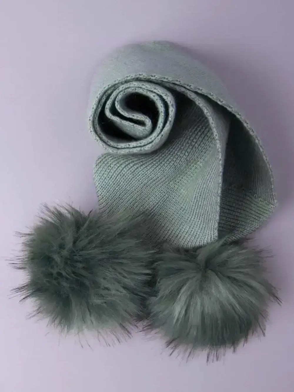 Шарф зимний вязаный с помпонами для детей