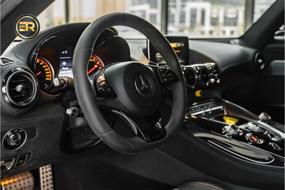 Mercedes AMG GTR