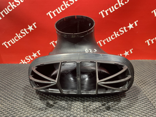 Патрубок воздушного фильтра 2018г.