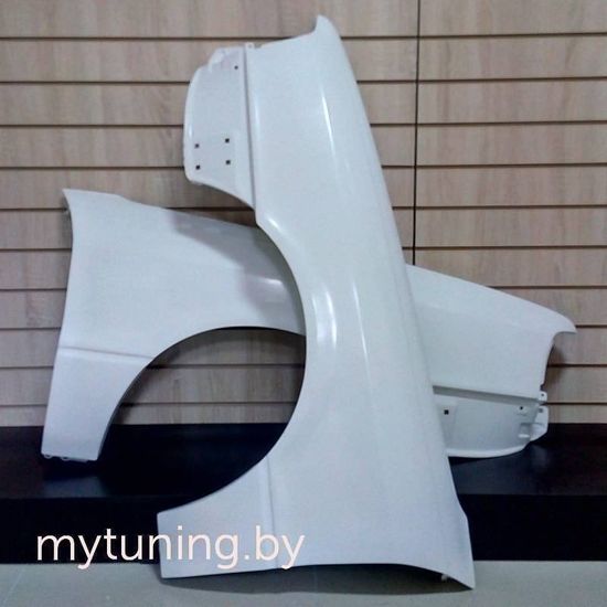 Крылья стеклопластиковые для Audi 80 B3