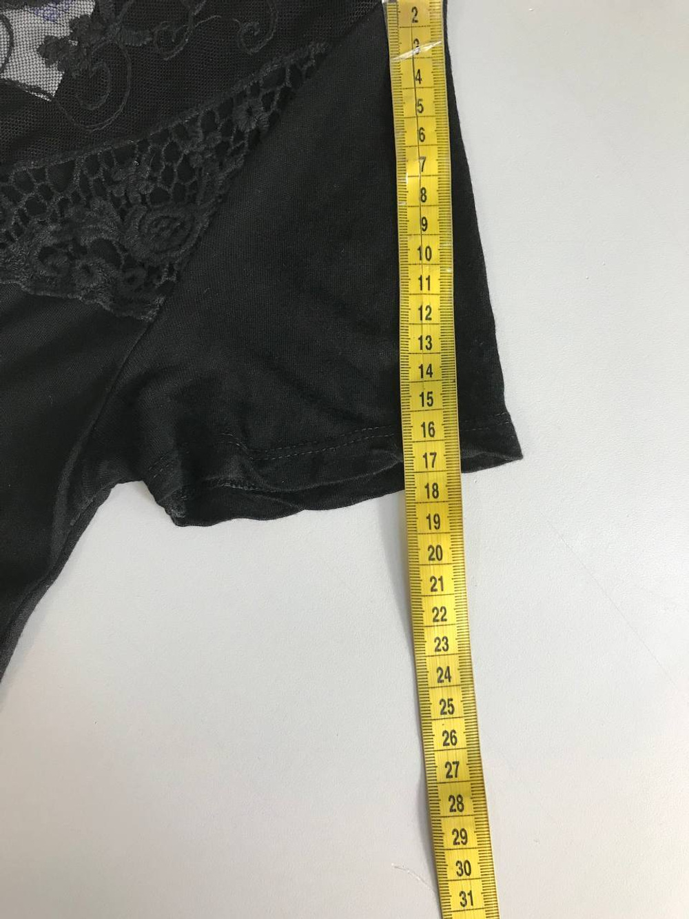 Блузка Bershka с кружевной вставкой, маркировка S, визуально на 44 размер