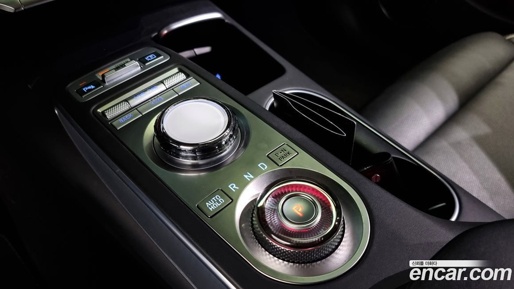 Genesis GV70 2.2 Дизель AWD (04.2021)