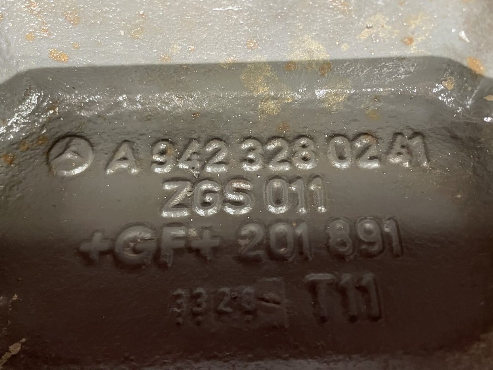 Кронштейн пневморессоры левый