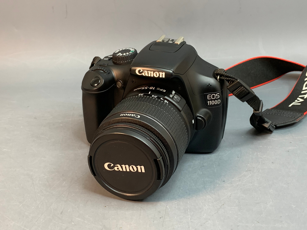Canon 1100D kit 18-55mm 3.5-5.6 III 2.759 кадров