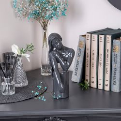 Статуэтка Мечтательница Серый