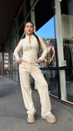 Костюм LJHY 25027 однотонный из лонгслива на молнии и широких штанов