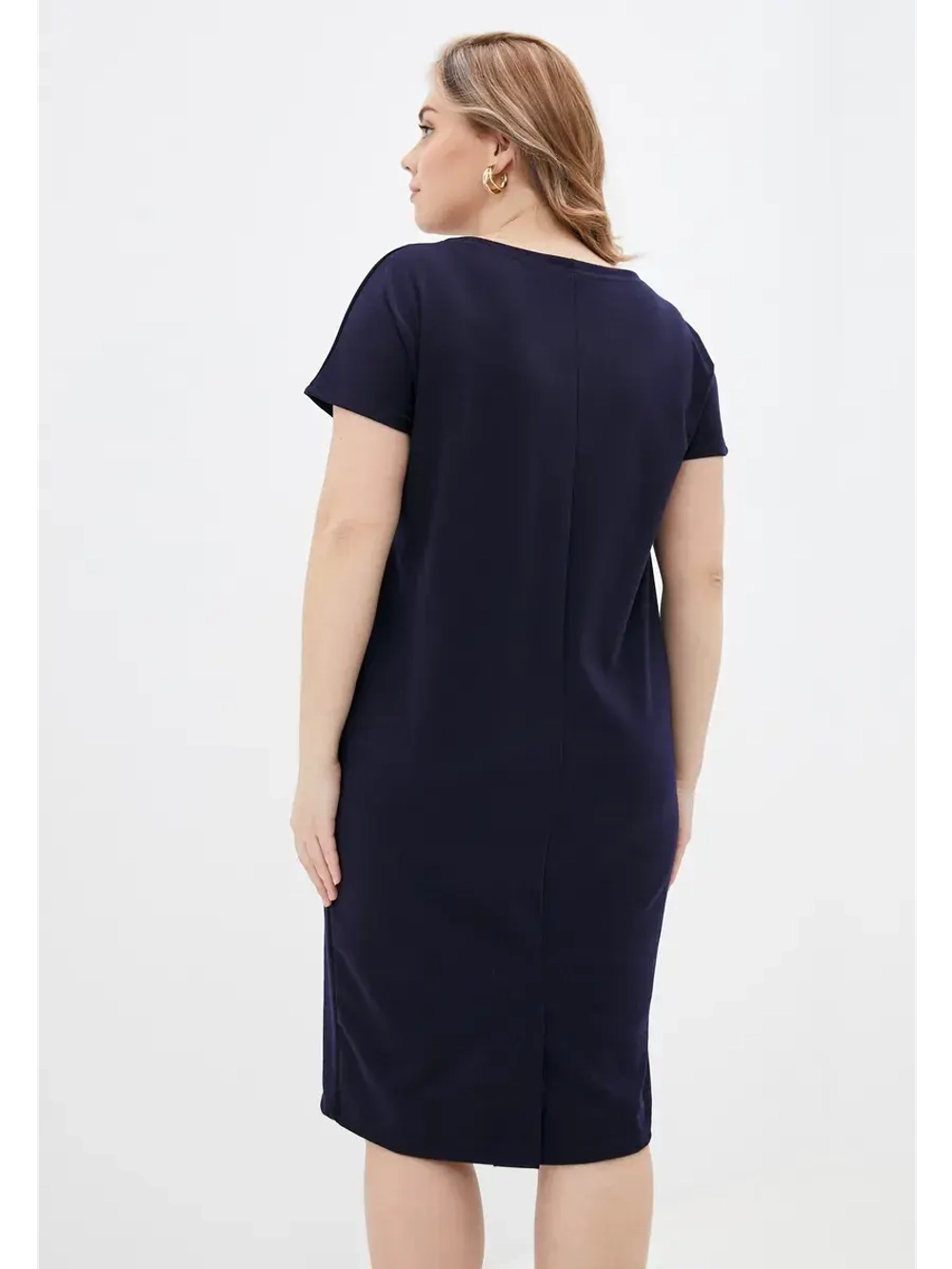 Платье нарядное в офис