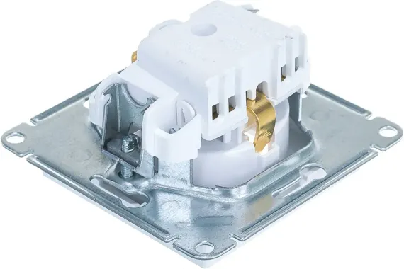 Розетка Systeme Electric ATLASDESIGN с заземлением белая 35963