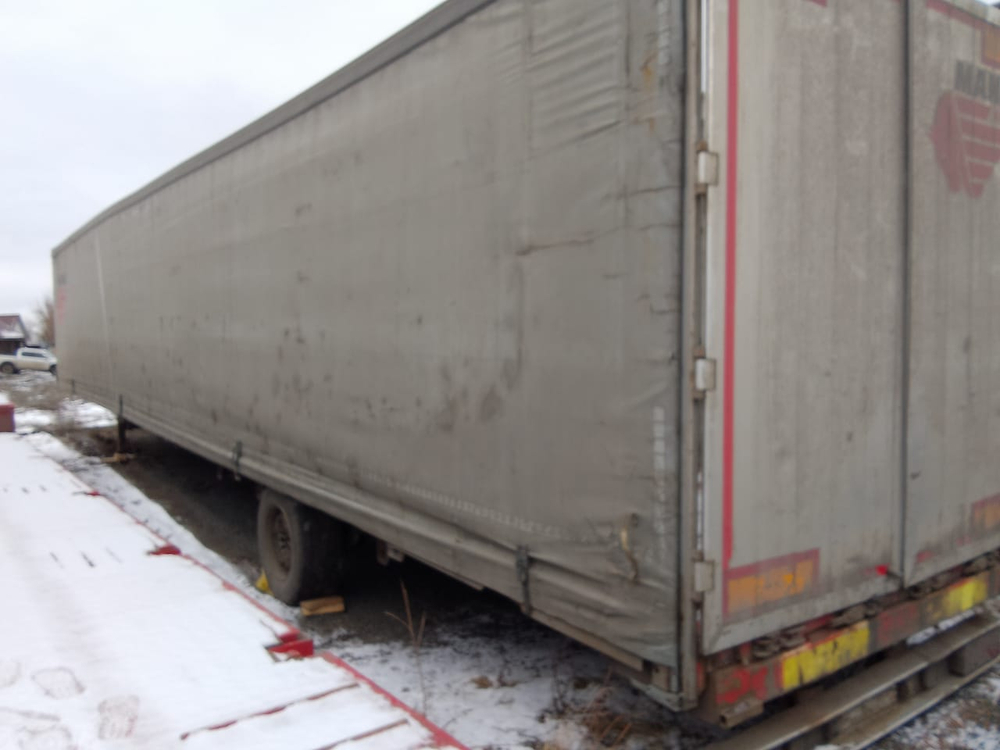 MANAC 8794* Полуприцеп шторный 8794FB