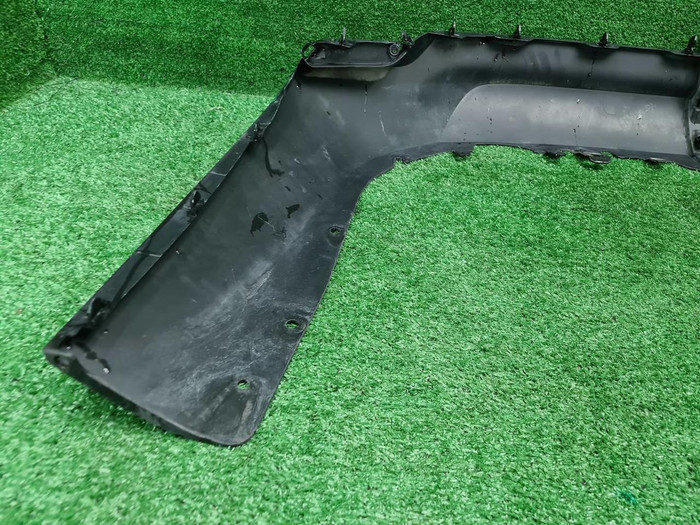 Юбка заднего бампера Toyota Land Cruiser 300 21-нв