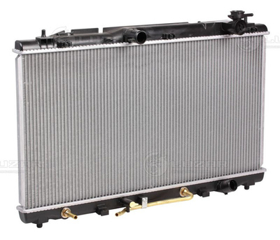 LRc 19119 -  Радиатор охлаждения для автомобилей Toyota Camry (XV40) (07-) 3.5i AT
