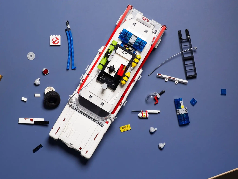 Конструктор LEGO Icons 10274 Ghostbusters ECTO-1