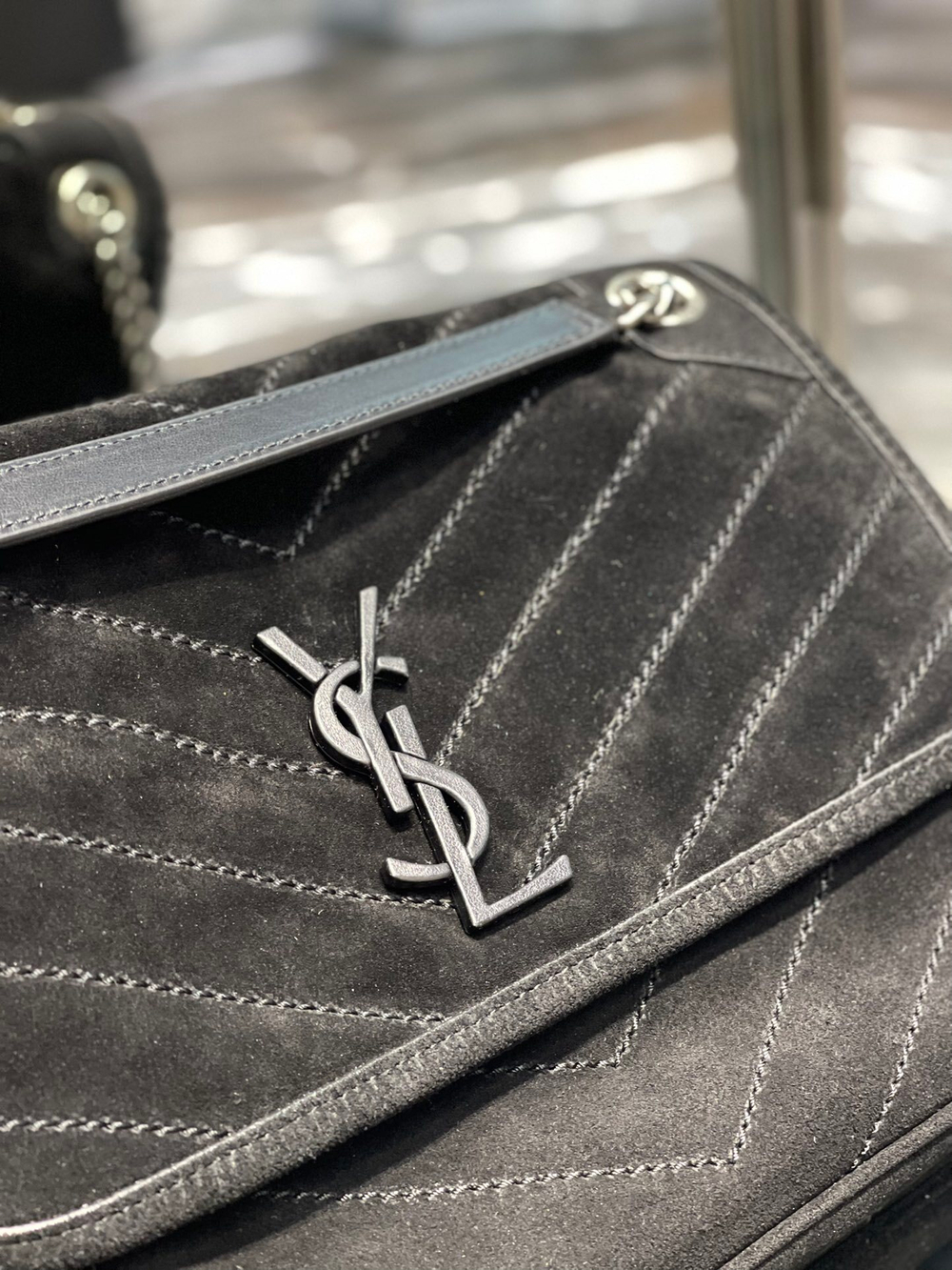 Saint Laurent Niki 28 cm