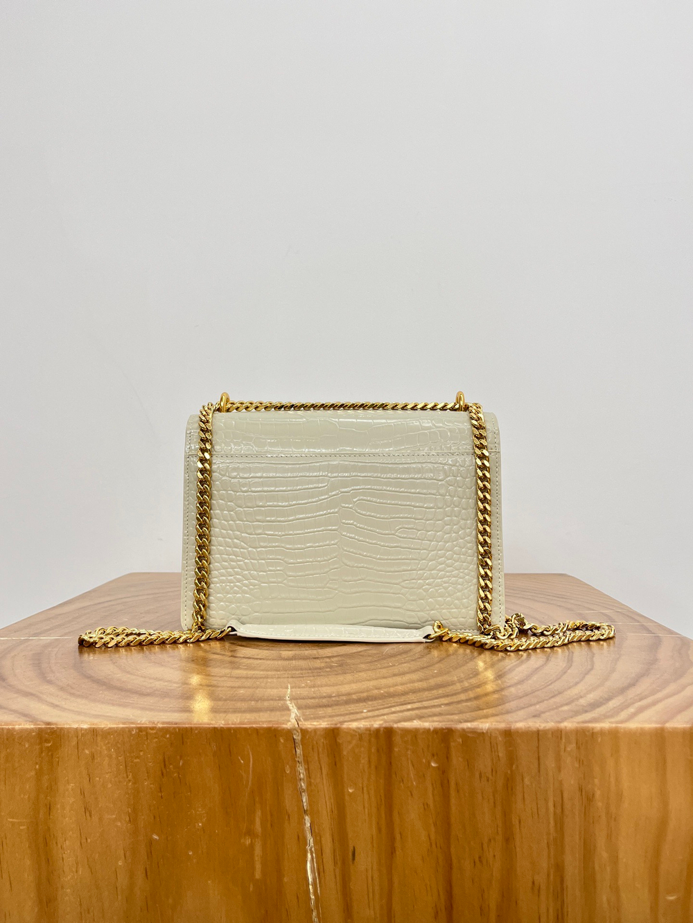 SUNSET MEDIUM ИЗ КОЖИ С ТИСНЕНИЕМ КРОКОДИЛА