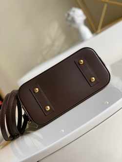 Louis Vuitton Alma BB