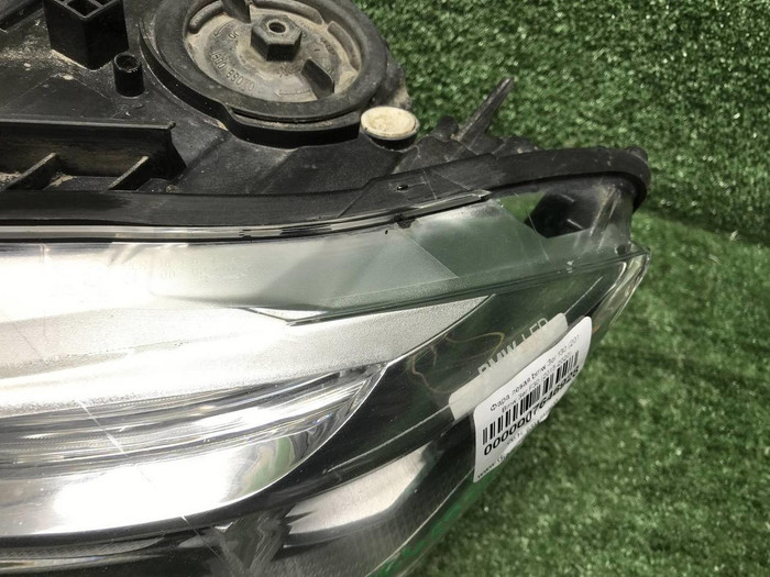 Фара левая BMW 3er F30 (2015-2020) LED