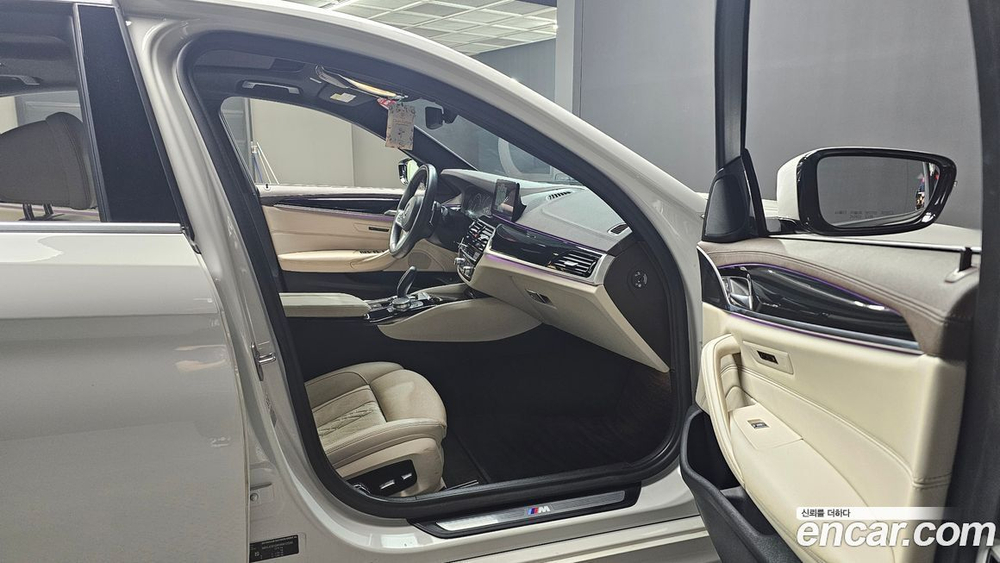 BMW 5 Series (G30) 530i xDrive M Sports Plus (08.2019)
