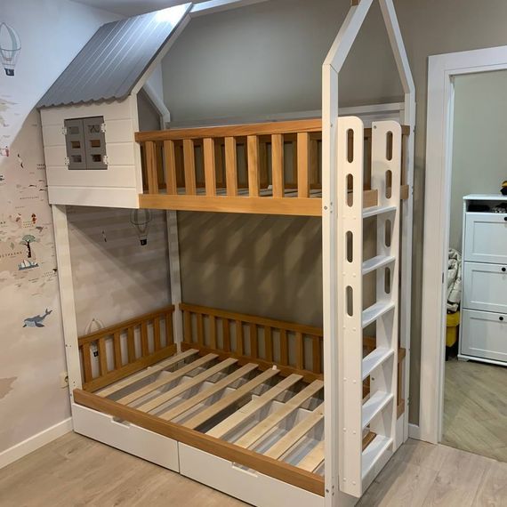 Детская кроватка Полли (Polly) из массива бука