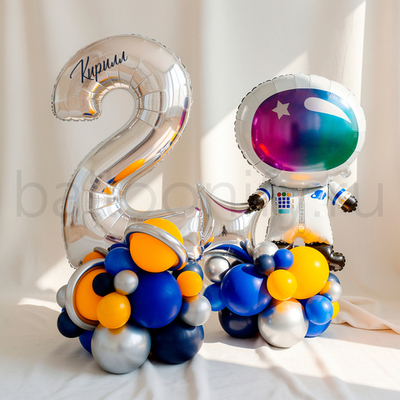 Стойка "Космонавт цифра+фигура"