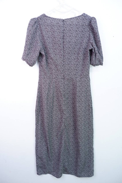 Платье Befree лаконичное, маркировка S, визуально на 44 размер