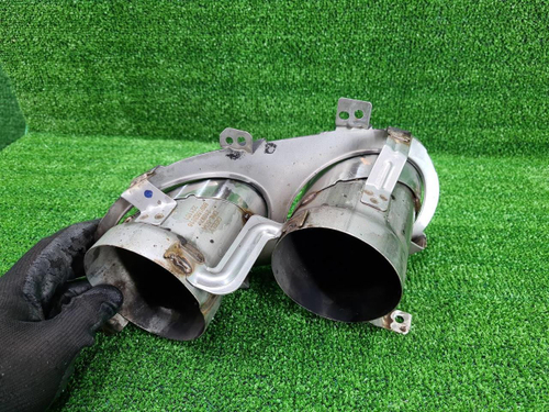 Насадка глушителя правая Geely Tugella (2022-2024)