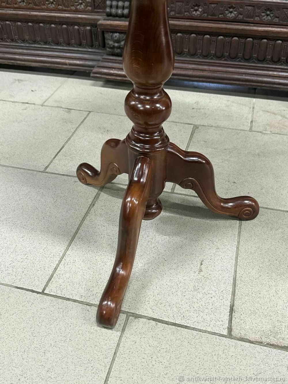 Консольный столик