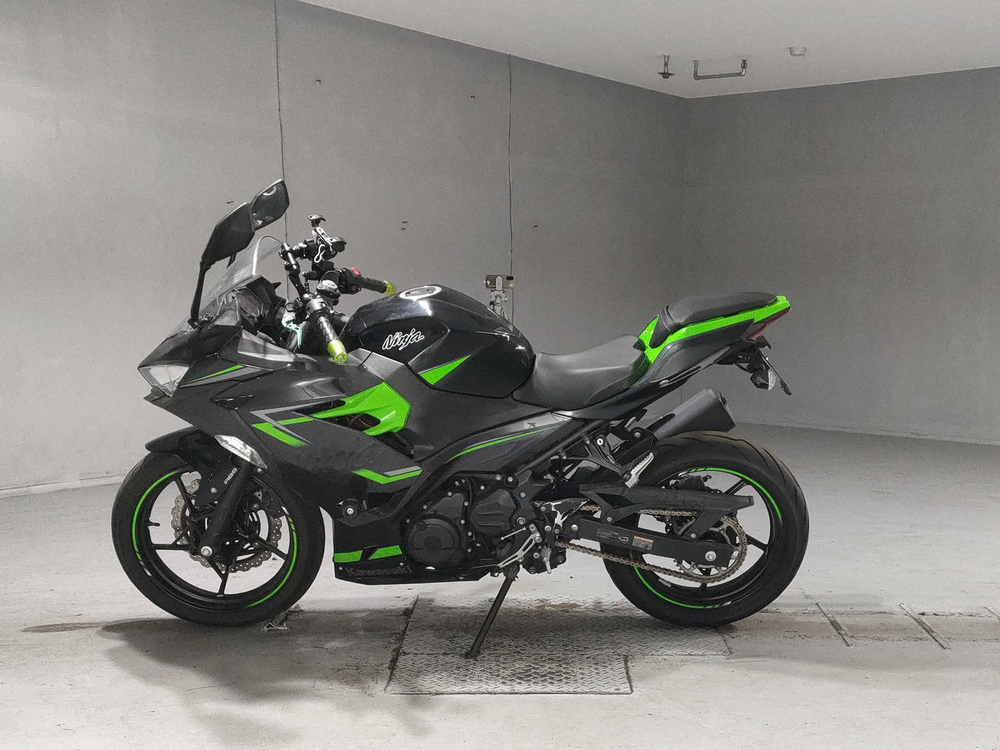 Kawasaki Ninja 400 2018