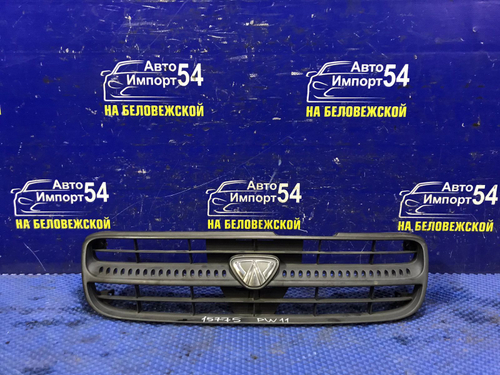 Решетка радиатора NISSAN AVENIR 2000-2005