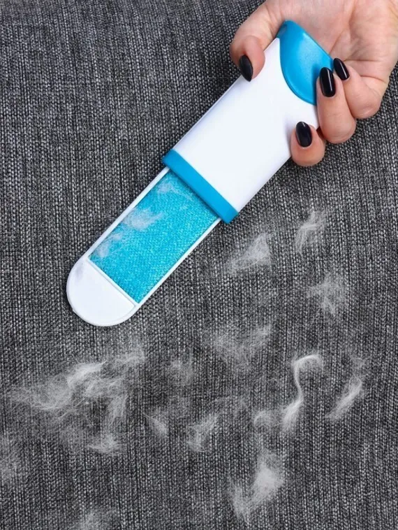 Щётка для удаления шерсти и волос с одежды и мебели, 13,5×6×3 см, цвет синий