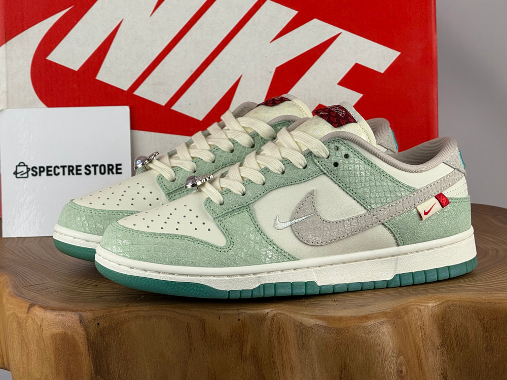 Nike Dunk Low LX Year of the Dragon