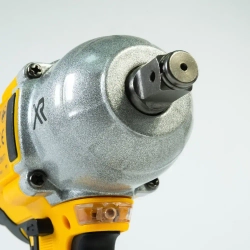 Dewalt, гайковерт аккумуляторный ударный, DCF894, от аккумулятора, 18 В, 600 Нм, 2 акб