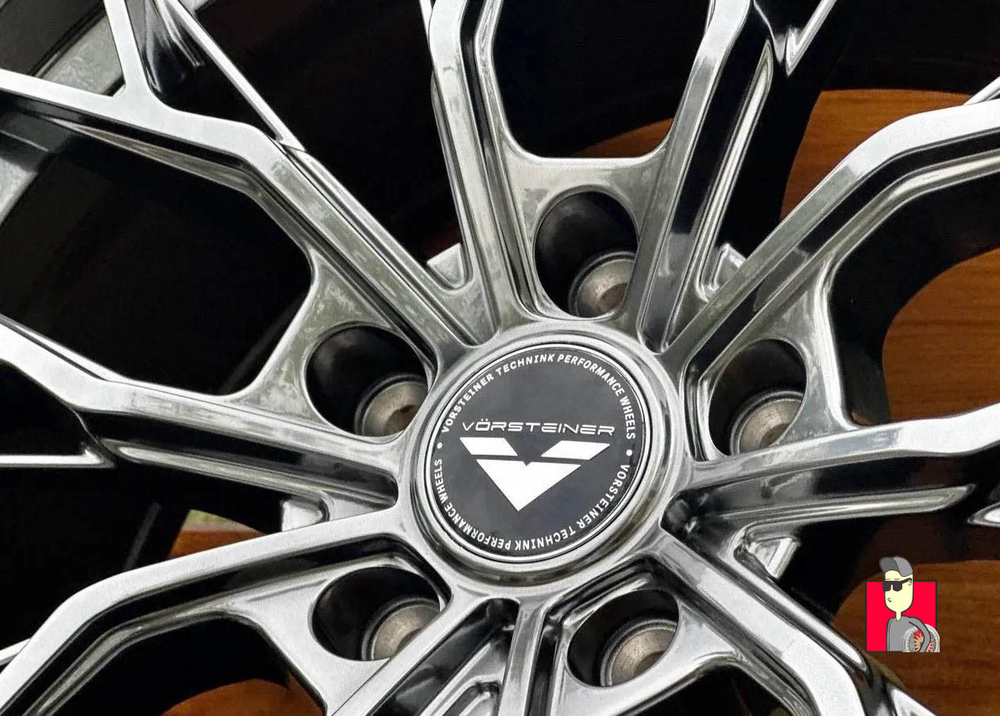 Комплект дисков Vorsteiner 305 19x8.5 et35 5x114.3