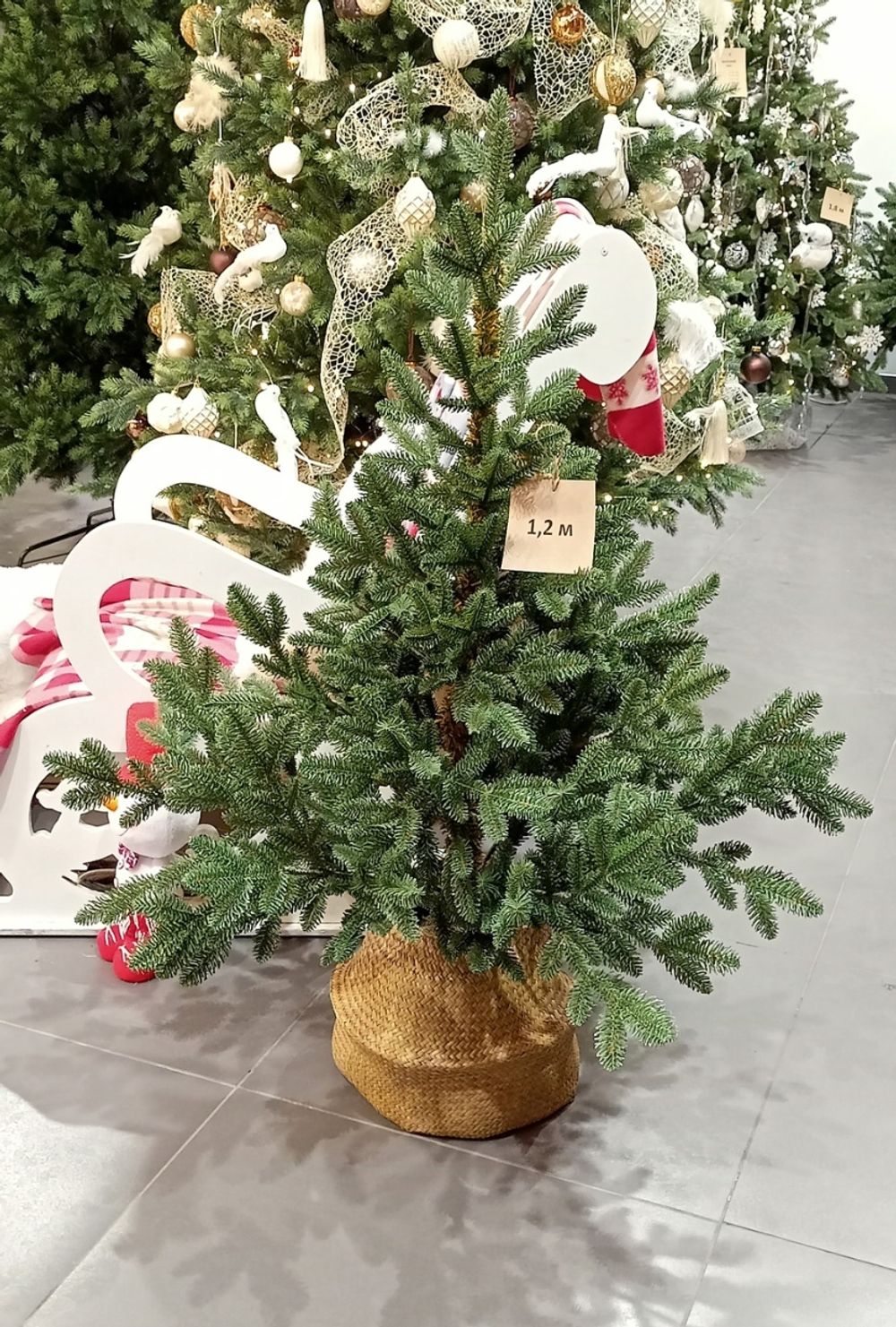 Искусственная ель на ножке «Датская» (Литая хвоя) высота от 1.2 м до 2.4 м