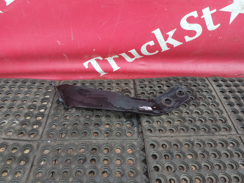 Кронштейн торсиона передний левый 2023г.