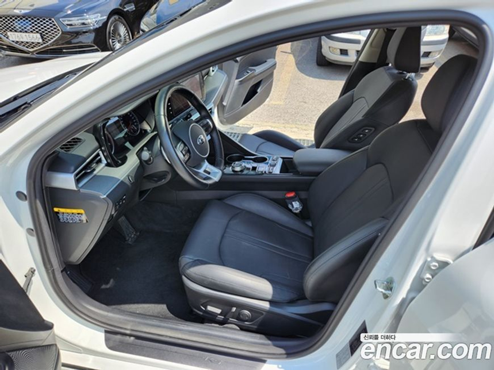 Kia K5 (Optima) 3 Generation 2.0 (01.2020)