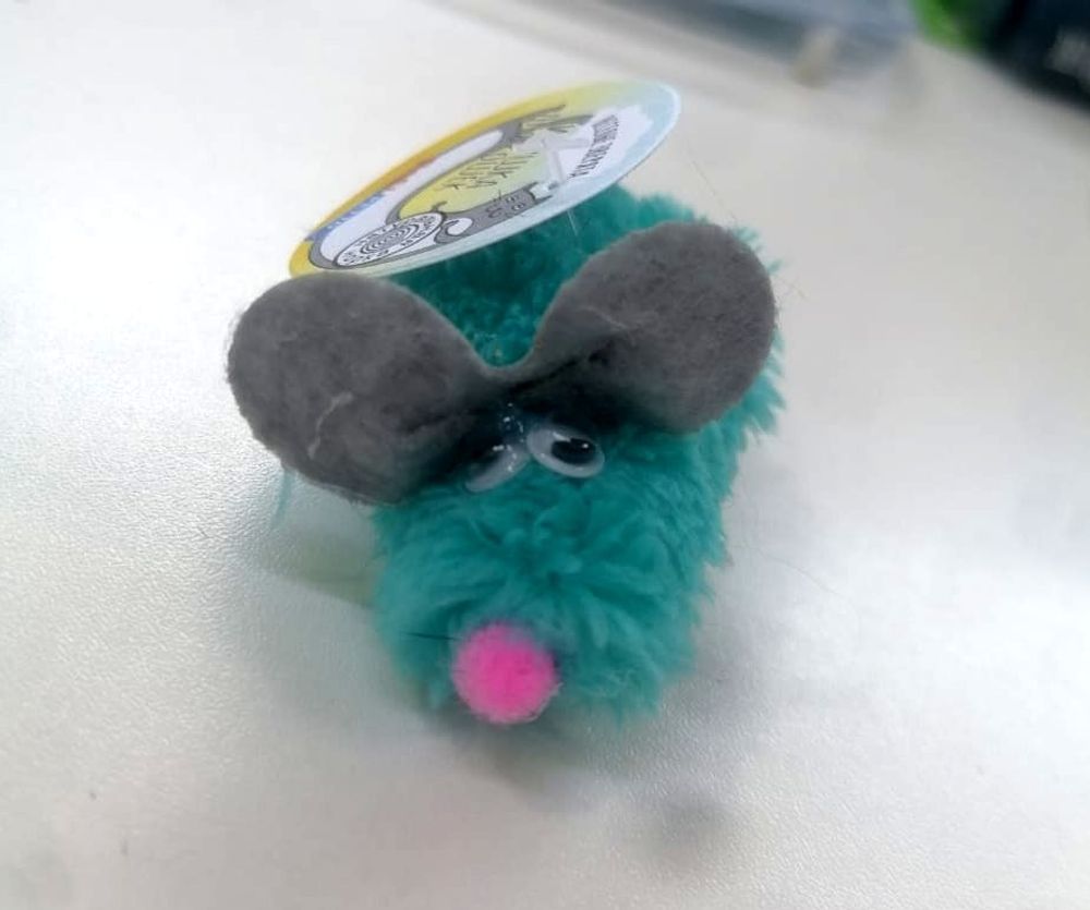 Игрушка для кошек GoSi Мышь-Полевка с ушами Голубая с хвостом из нат.норки этикетка кружок sh-07457